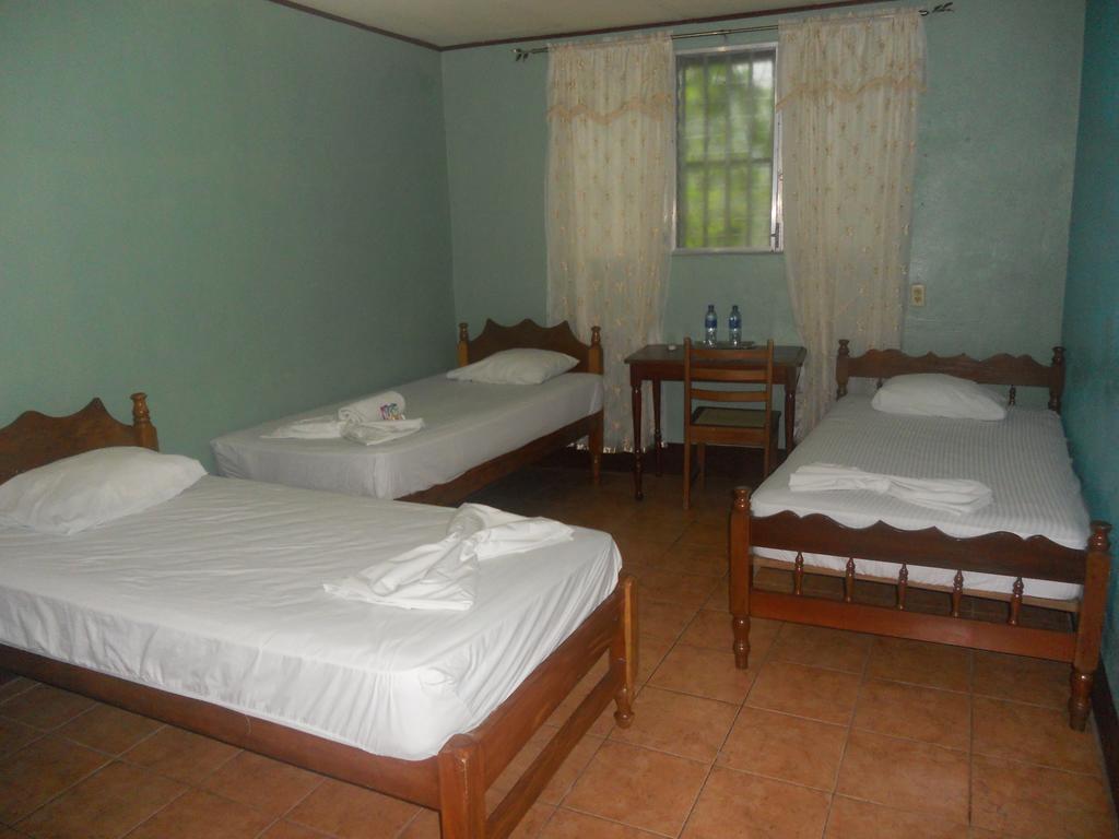 Cabinas Leyko San Carlos Quarto foto