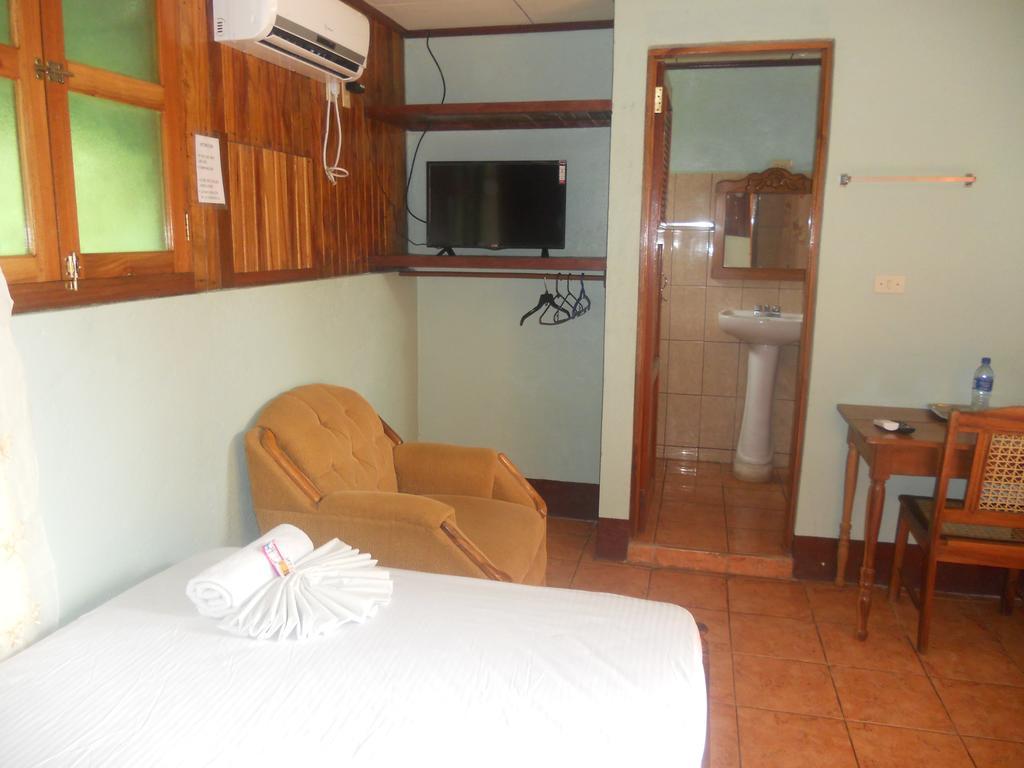 Cabinas Leyko San Carlos Quarto foto